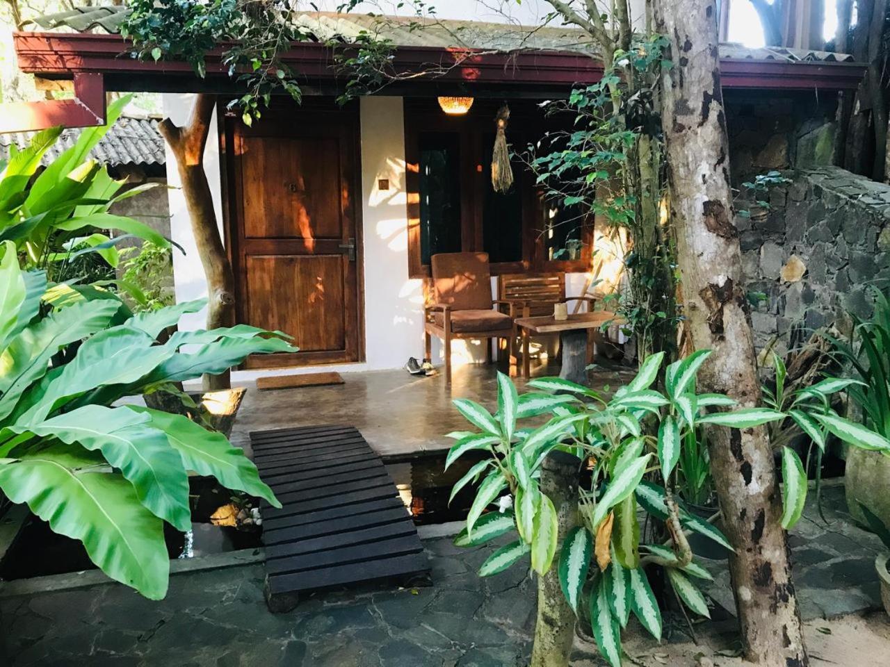 Cinnabar Resort Tangalle Exterior photo